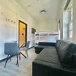 Golders Green Studio 61